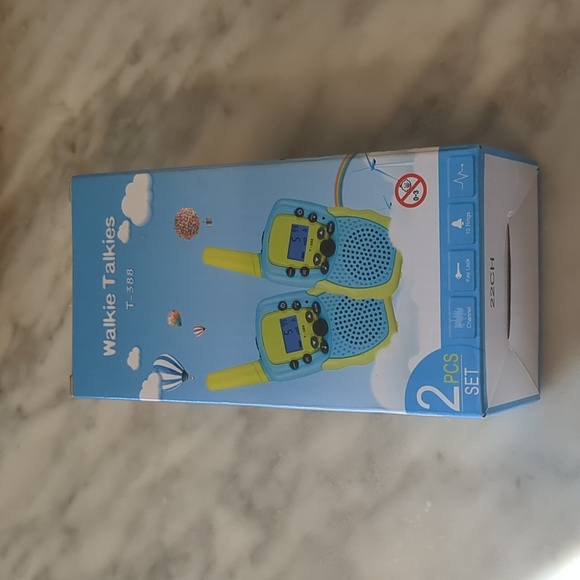 NIB Sealed Pair Walkie Talkies - Picture 1 of 3